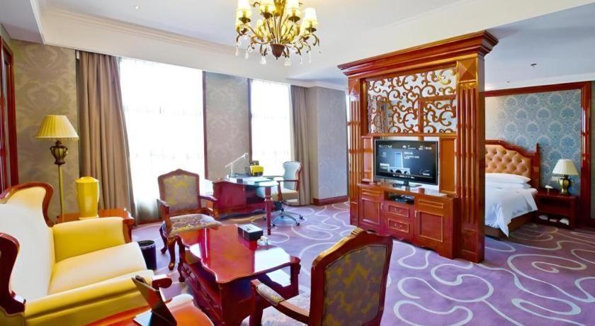 Chongqing Huachen International Hotel Exterior foto